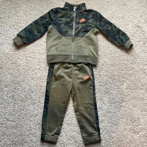 Nike matching camo track set - 18M Boy